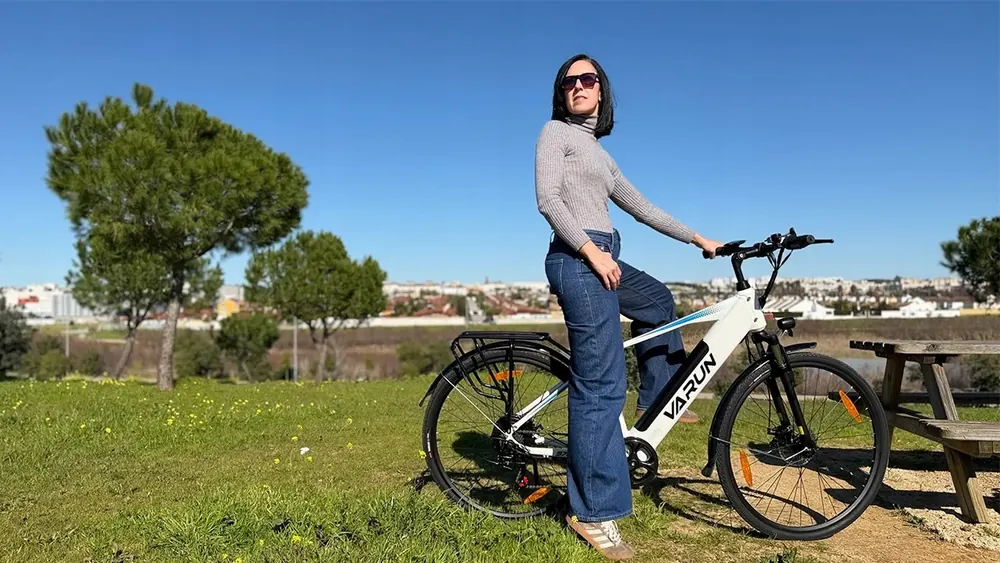 Rueda de 28 pulgadas de la bicicleta eléctrica Varun S700-1