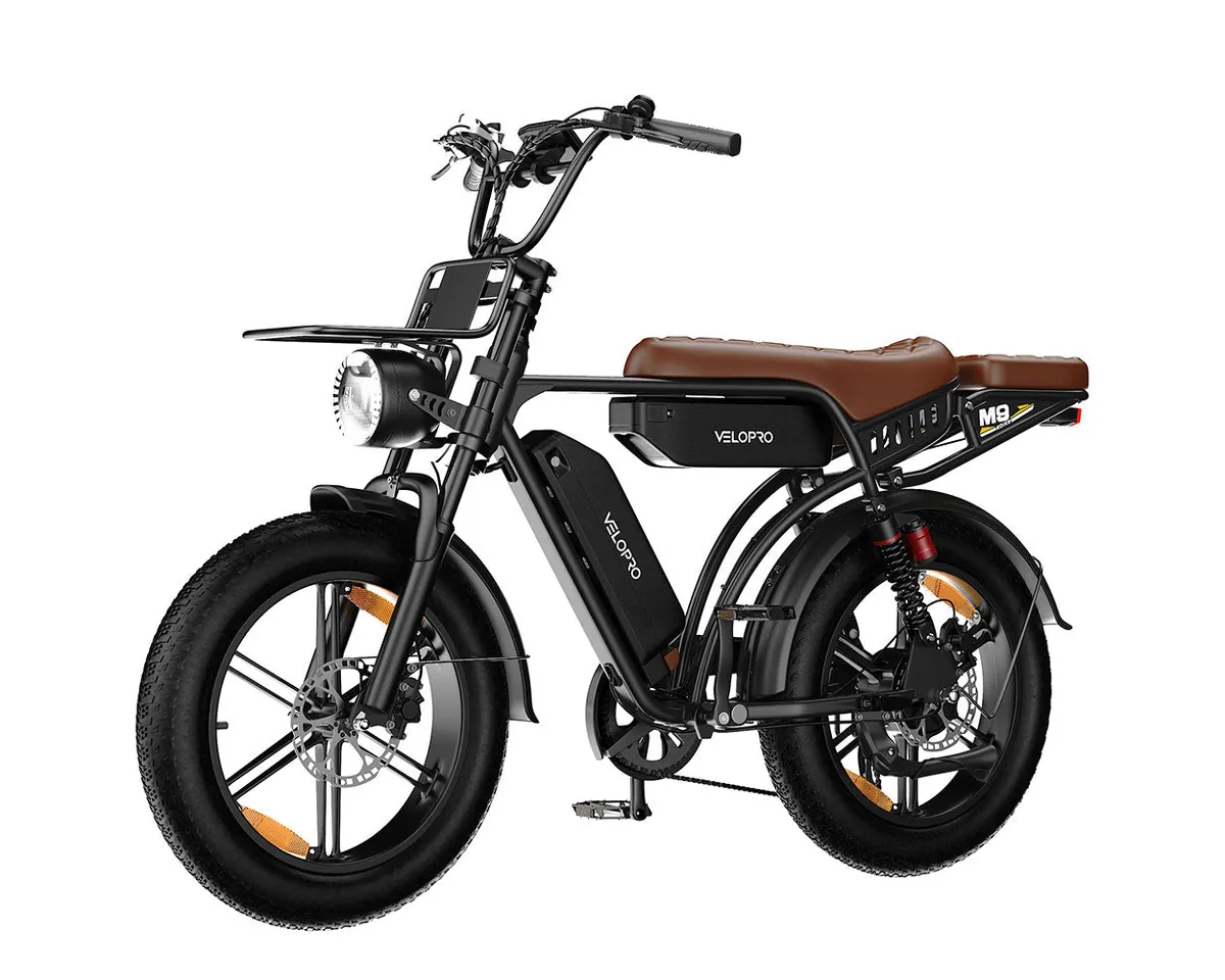 VELOPRO M9 negra, antes PIXAR M9, fat bike eléctrica retro de doble batería vista de tres cuartos