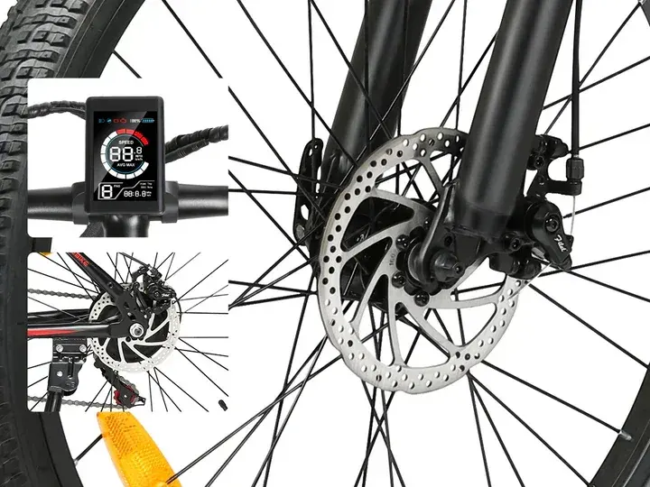 Rueda de 24 pulgadas con neumático resistente de la Samebike EBE2 en terreno montañoso.